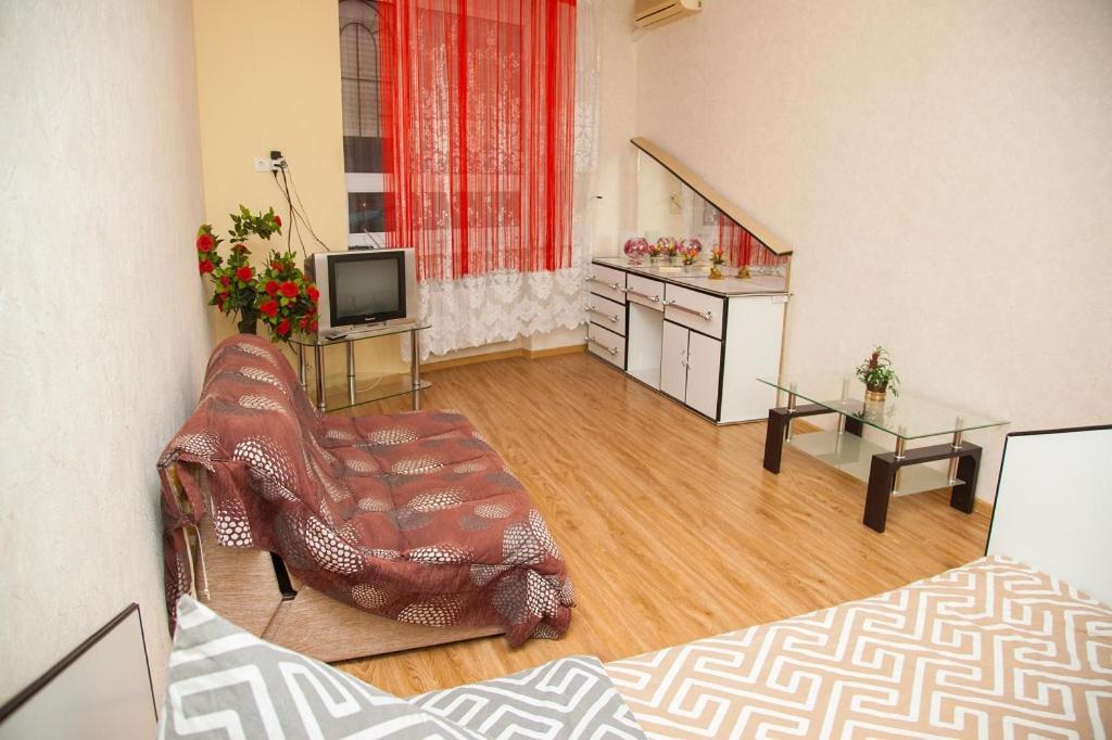 Semi-Luxury Apartment On Zhukovskogo Street 57 Zaporizhia 外观 照片